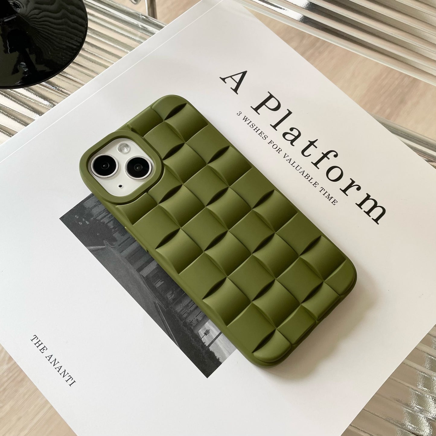 Stylish And Minimalist Green Woven Phone Case