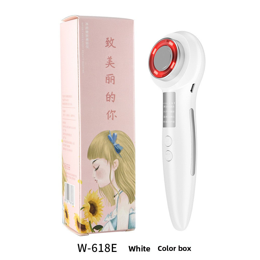 The beauty device cleans the face