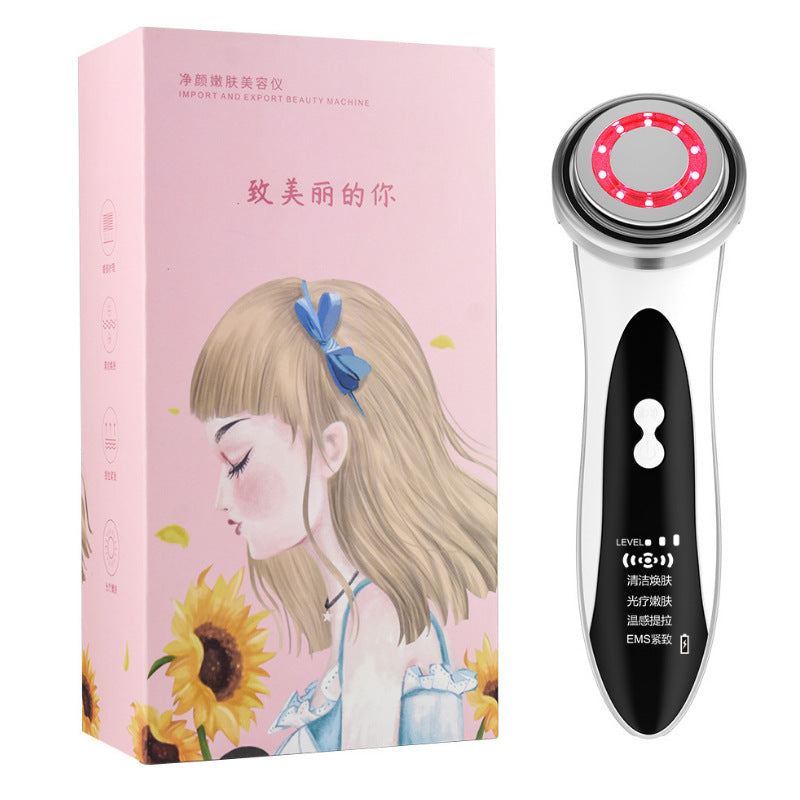 The beauty device cleans the face