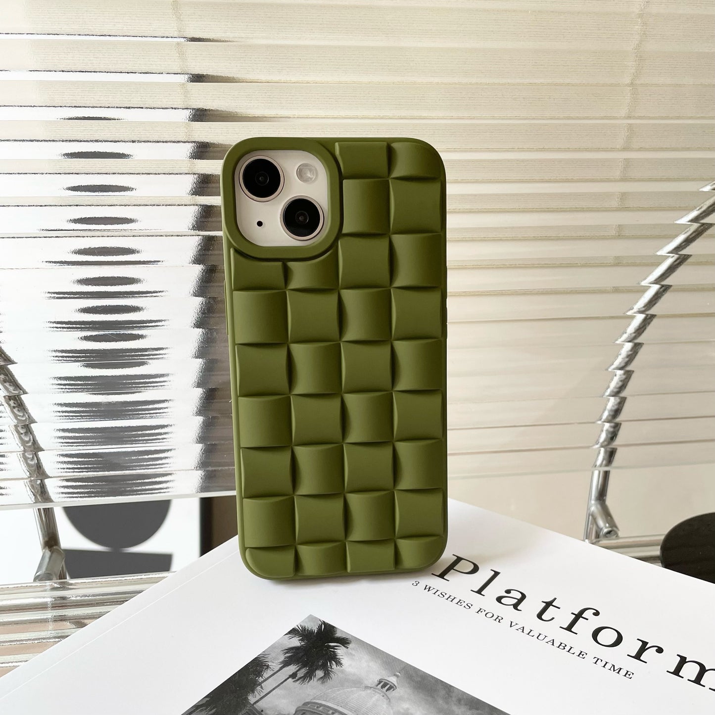 Stylish And Minimalist Green Woven Phone Case
